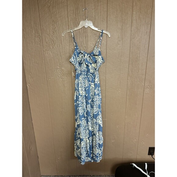NWT Angie Floral Blue Ivory Keyhole Peek A Boo Tiered Maxi Dress Size Large Boho - Picture 7 of 7